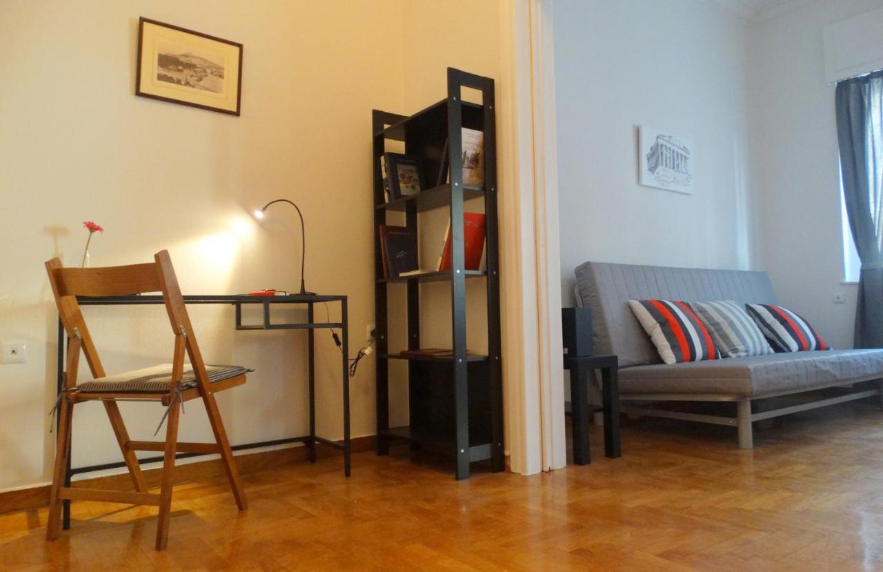 Cosy And Comfortable Apartment In The City Center Atenas Exterior foto