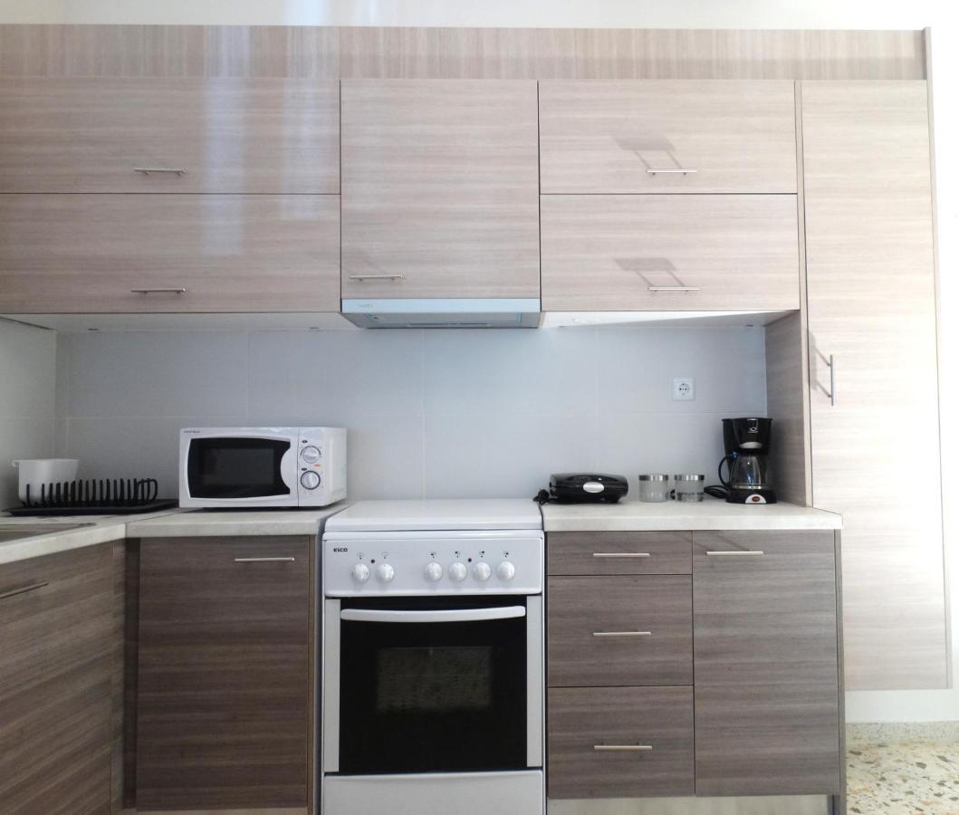 Cosy And Comfortable Apartment In The City Center Atenas Exterior foto